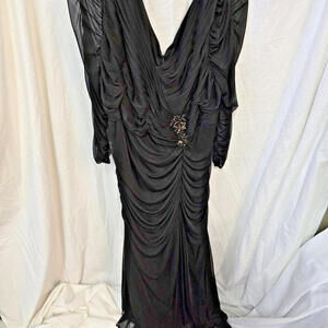 Adrianna Papell Women's Sheer Mesh Whimsy 3/4 Sleeve Gown Black US:24W‎